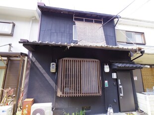 深草泓ノ壺町貸家の物件外観写真